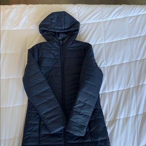 Brand new, never worn, puffy coat - size small!